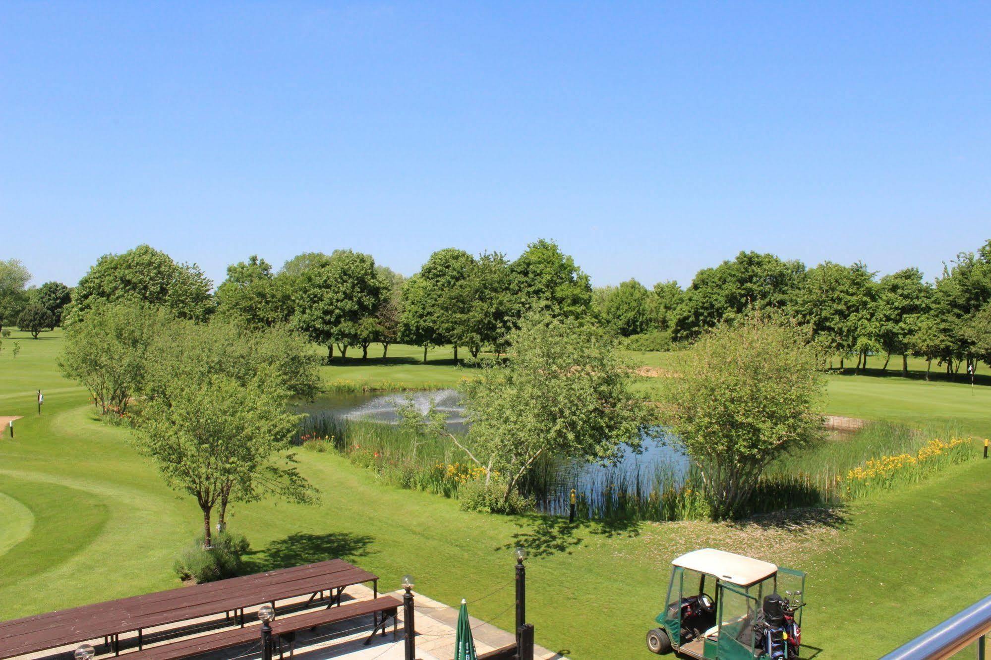 Bicester Hotel, Golf & Spa Exteriör bild